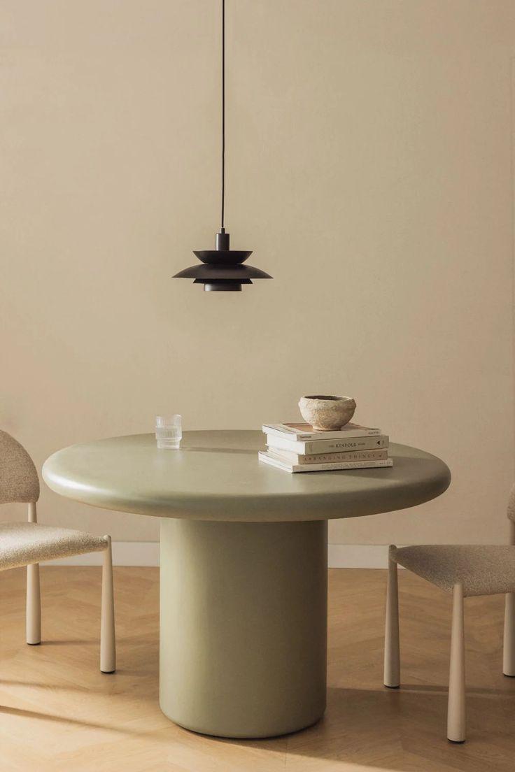 Table à manger en béton ciré ou tadelakt