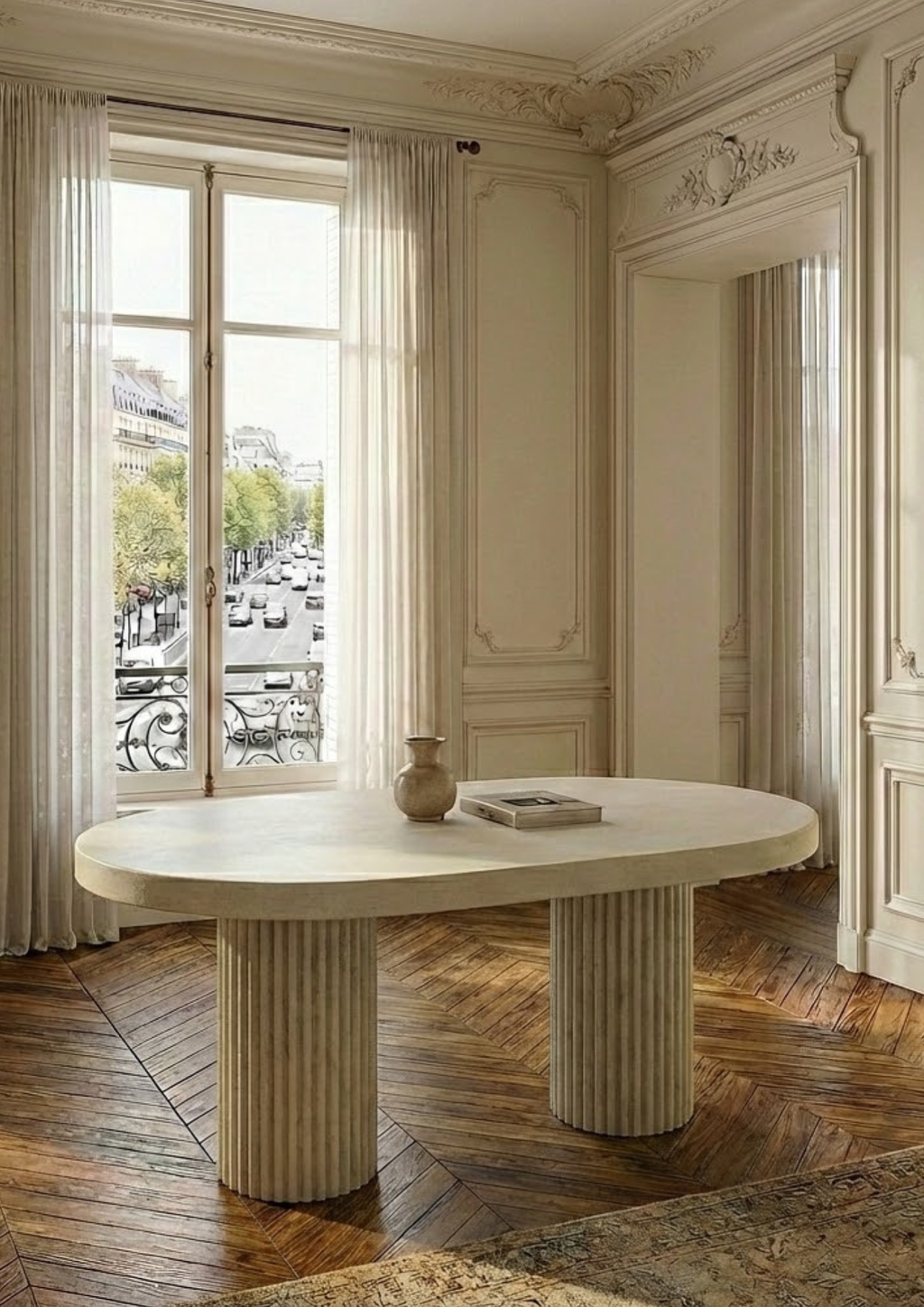 Table oval en microciment cirée et pieds rainurés