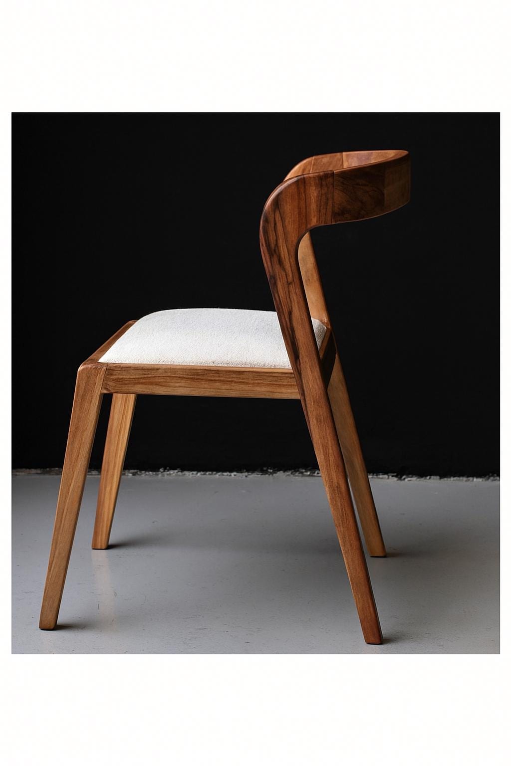 CASABLANCA - Chaise en noyer et bouclette