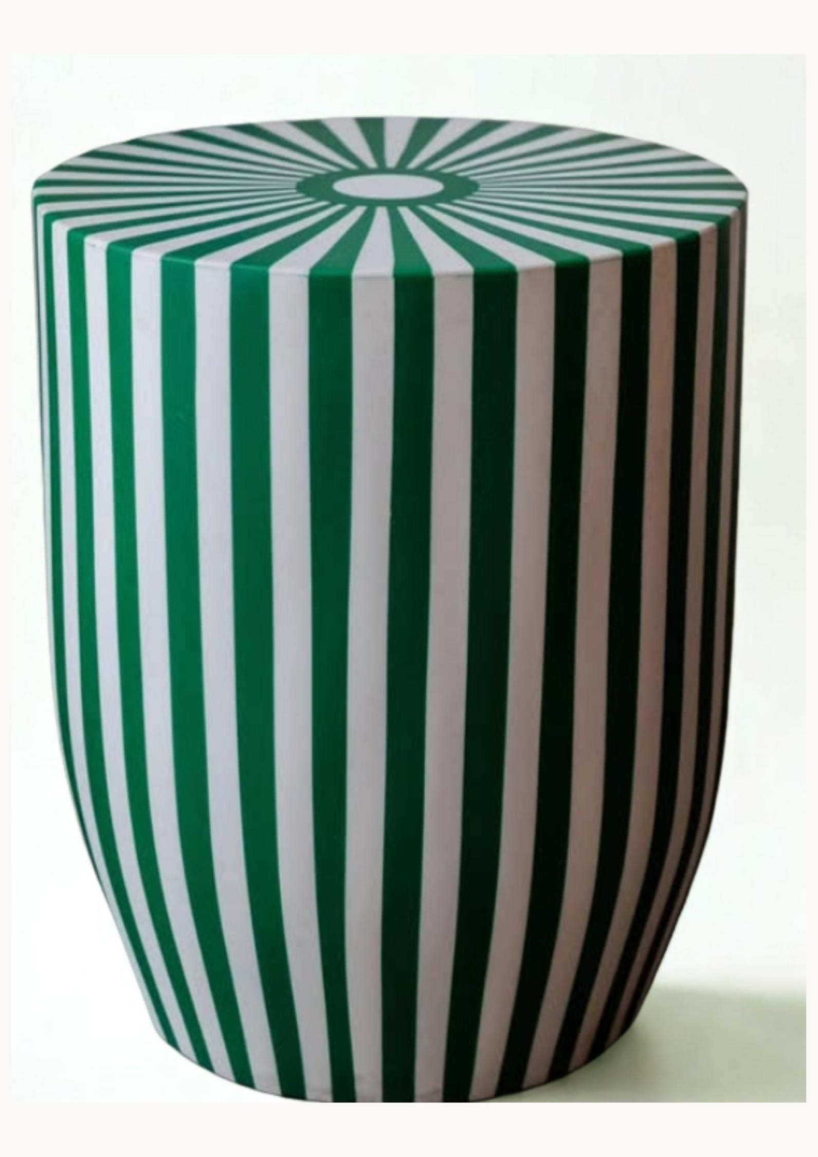 SULTAN - Tabouret - Bout de canapé - coffee table