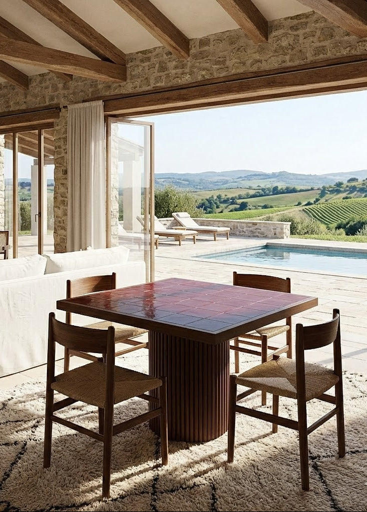 Table en noyer et plateau en zellige